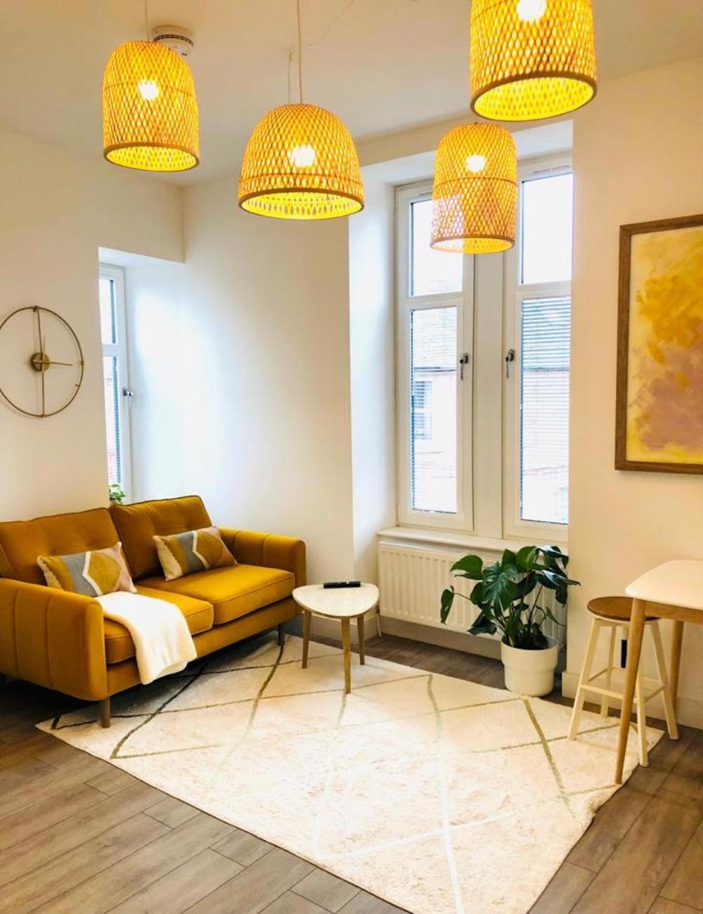 See Our Amazing Score At The Kepties - 5 X Luxurious Serviced Apartments - With Gardens - Fully Equipped - Free Parking - By Orion Short Stays - See Our Other Individual Listings --- This Is For Brand Awareness Only --- アーブロース エクステリア 写真